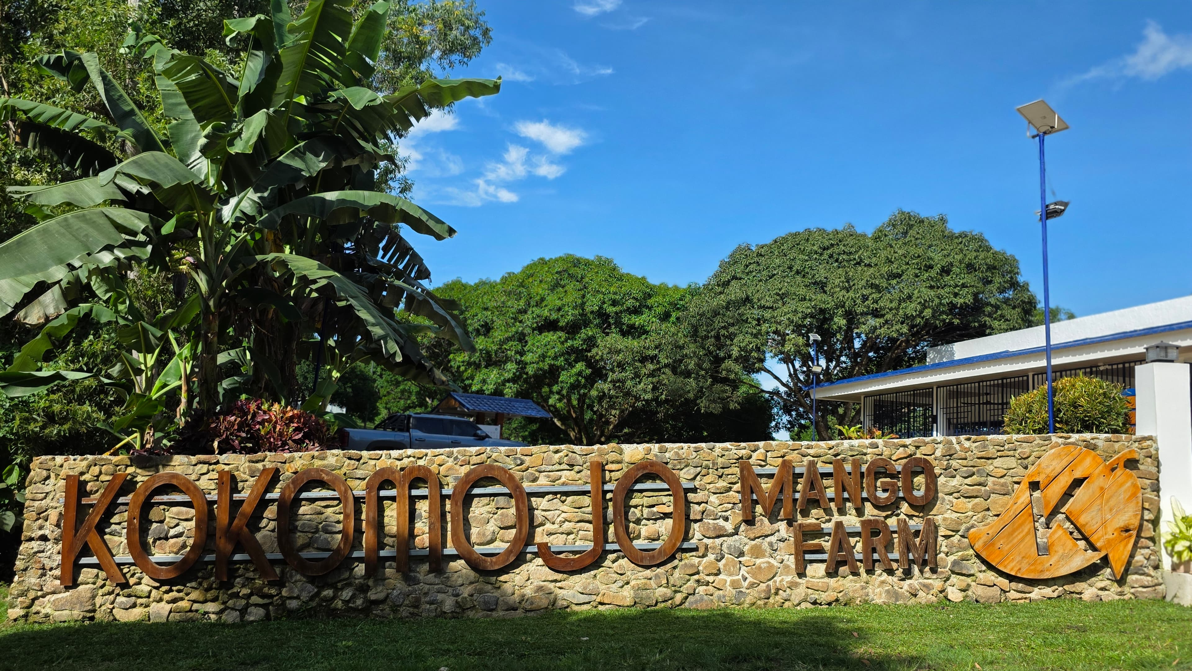 Kokomojo Mango Farm storefront in Guimaras